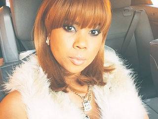 What’s Hot: Chomee sparks engagement rumours